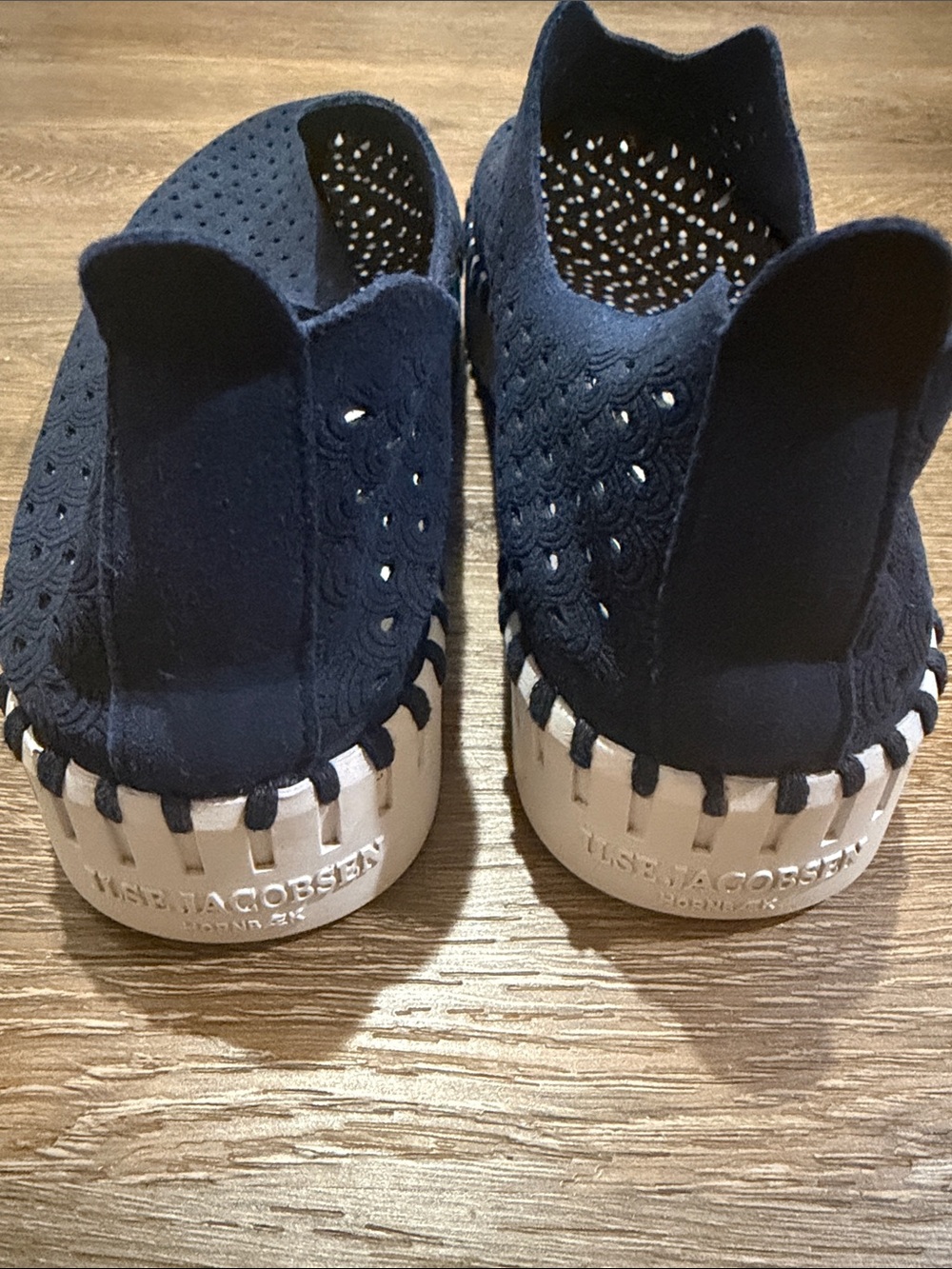 Ilse Jacobsen Tulip 3373 Dark Indigo Perforated Slip-On - Picture 6 of 11